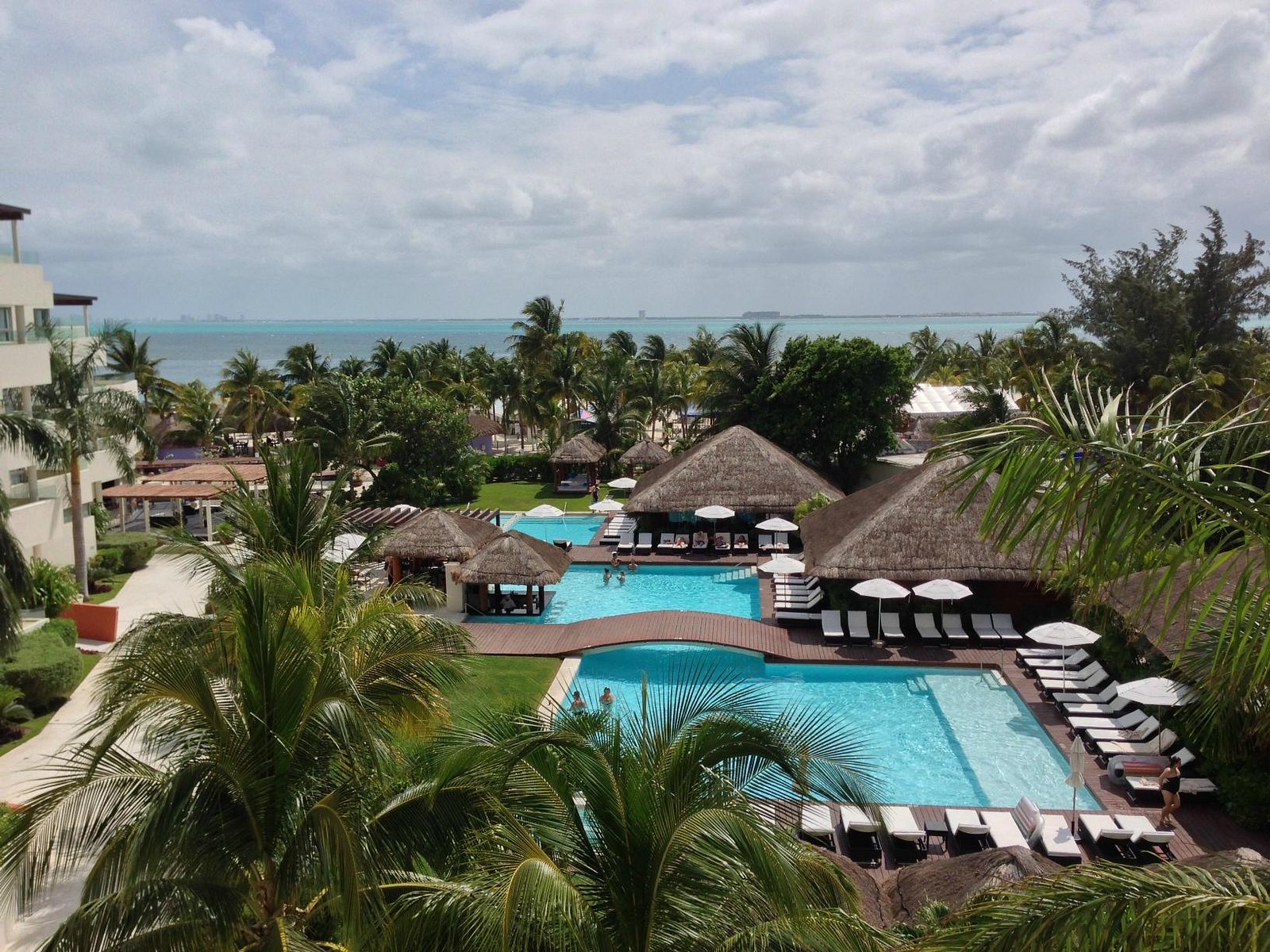 Privilege Aluxes — beach view